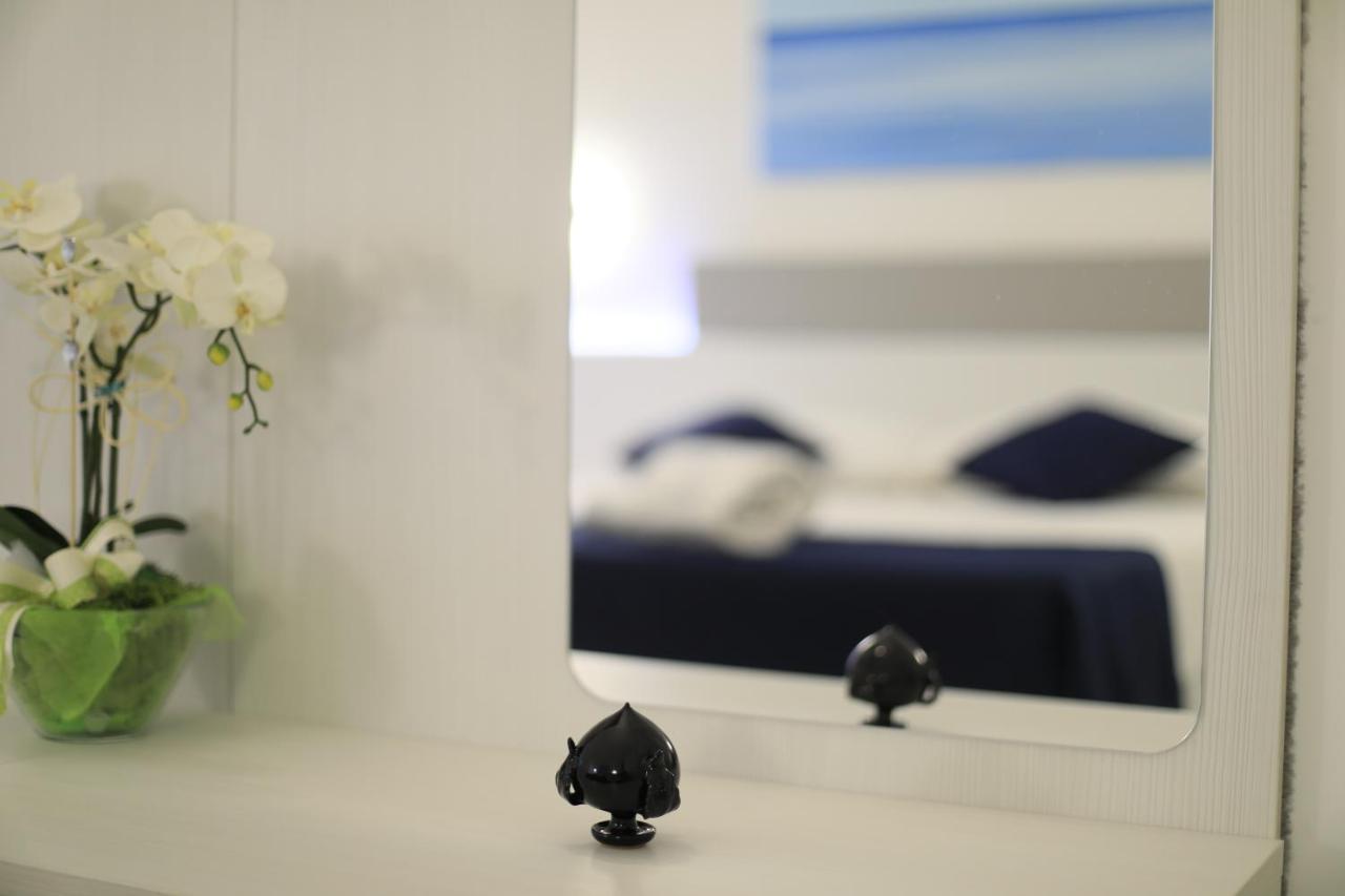 Royal Blue Apartment Porto Cesareo Exterior foto